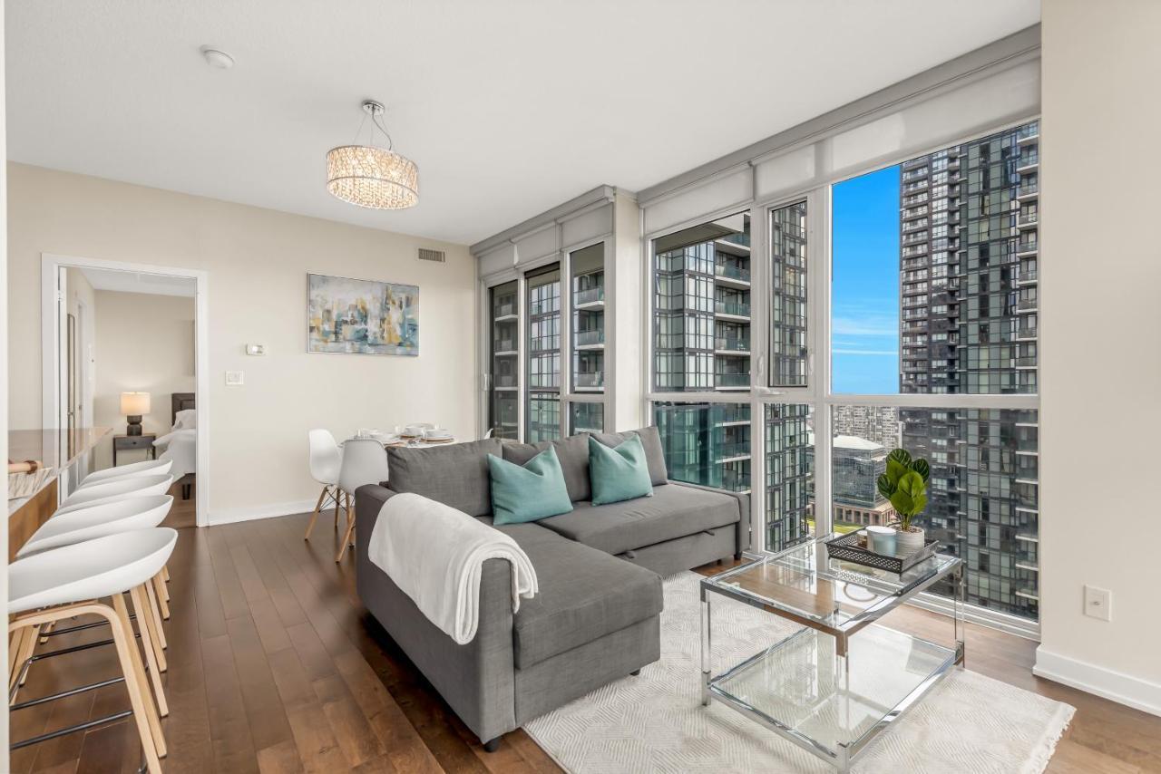 Ultra Luxurious 2.5 Bedroom 2 Full Bathroom 1 Parking Condo Near Sq1 Striking Views Mississauga Luaran gambar